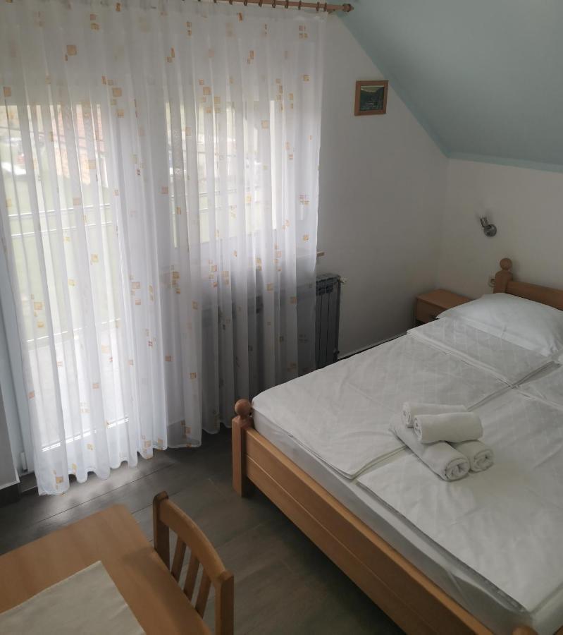 House Pljesevica Hotel Plitvička Jezera Buitenkant foto