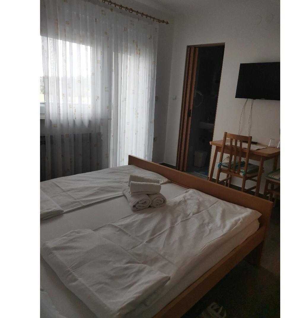 House Pljesevica Hotel Plitvička Jezera Kamer foto
