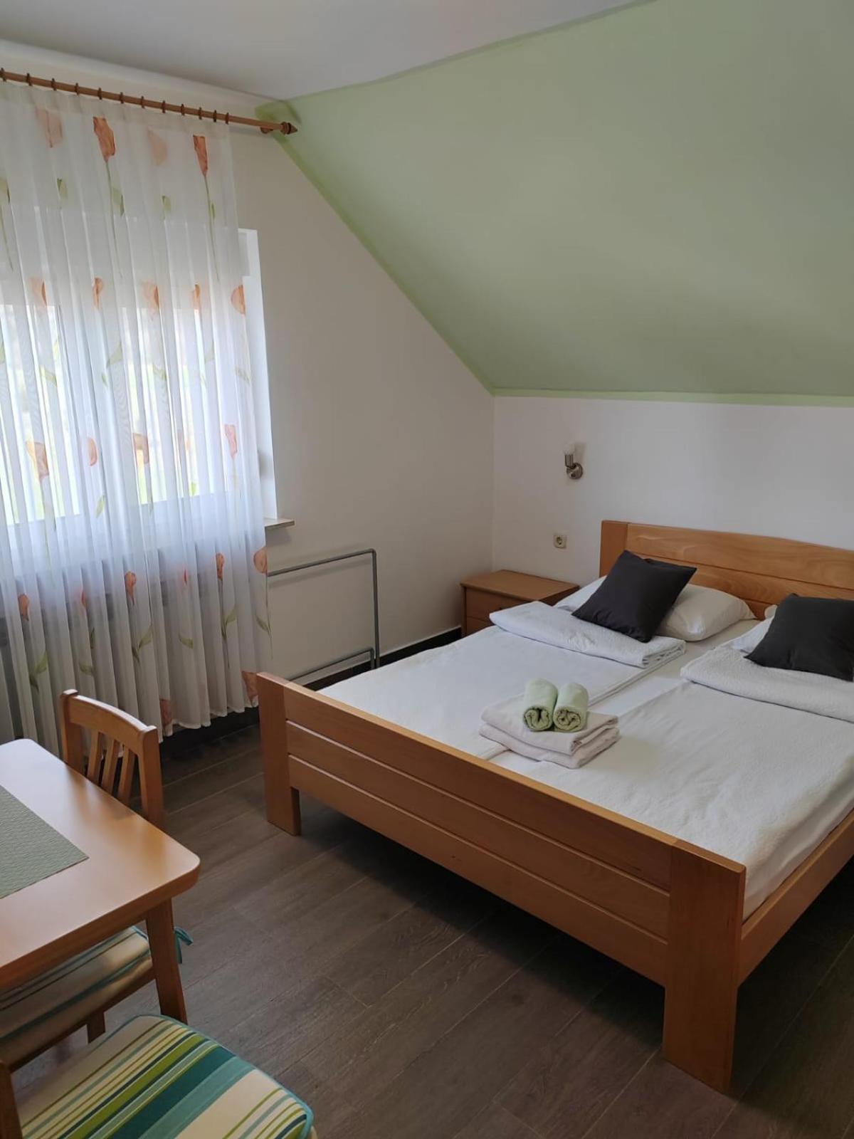 House Pljesevica Hotel Plitvička Jezera Buitenkant foto
